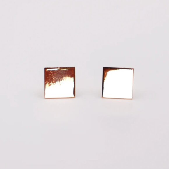 18k Yellow Gold Square Earrings - Picture 3 of 3